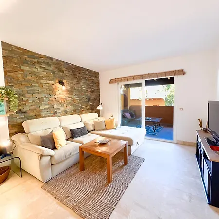 Apartment Family In Costa *